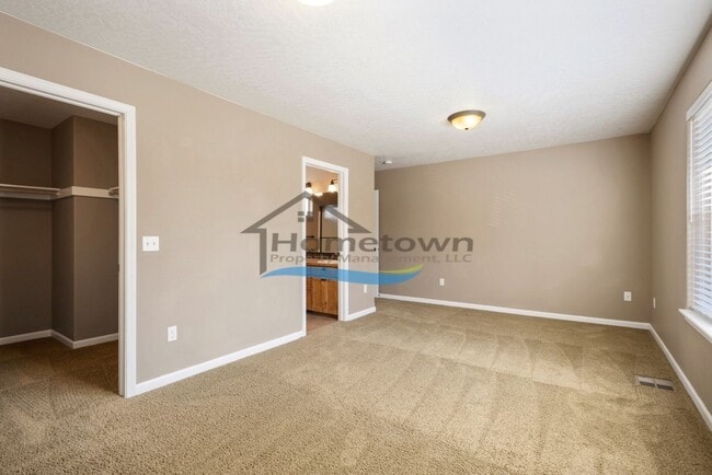 Building Photo - Custom Craftsman Energy Star Home with Gar...