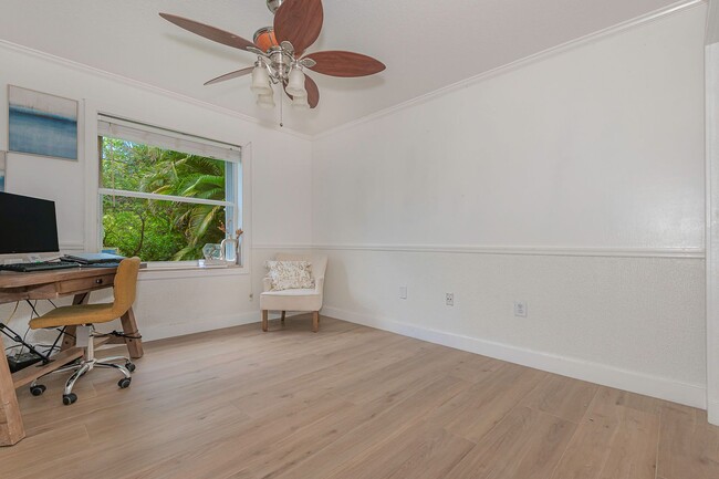 Building Photo - Exquisite Pool Home in Alhambra – Pembroke...
