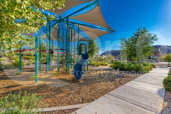 Building Photo - 1829 E Saguaro Park Ln