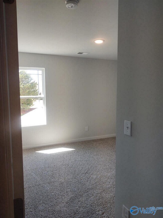 Building Photo - 109 Woodsbrook Pl SW