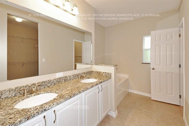 Building Photo - 1465 Urmey Ln