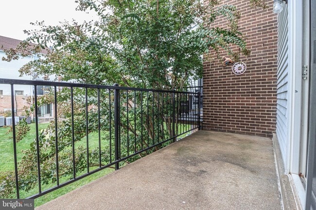 Building Photo - 1045 Brixton Ct