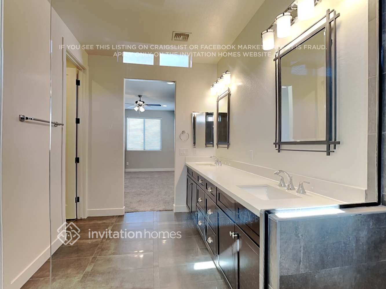 Building Photo - 16428 S 10th St