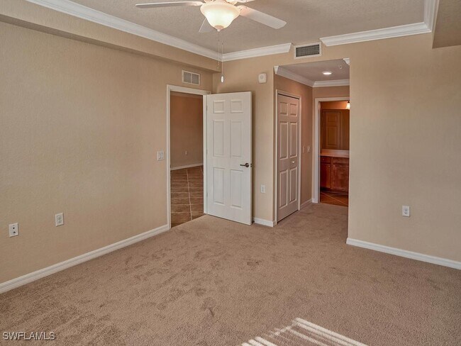 Building Photo - 9731 Acqua Ct