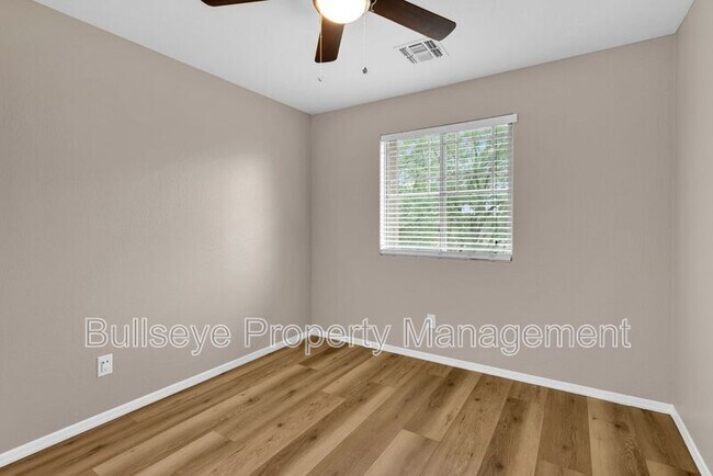 Building Photo - 2581 S Penrose Dr