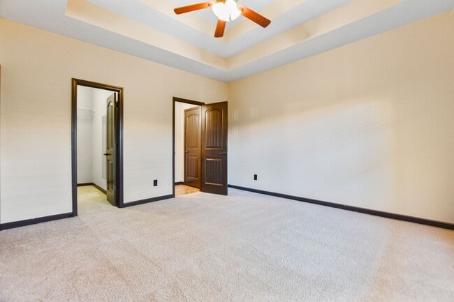 Building Photo - Pet Friendly Four Bedroom!