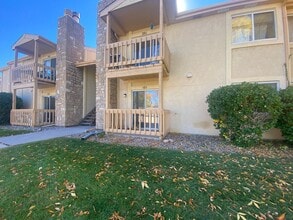 Building Photo - Inviting 2-bedroom, 2-bathroom condo