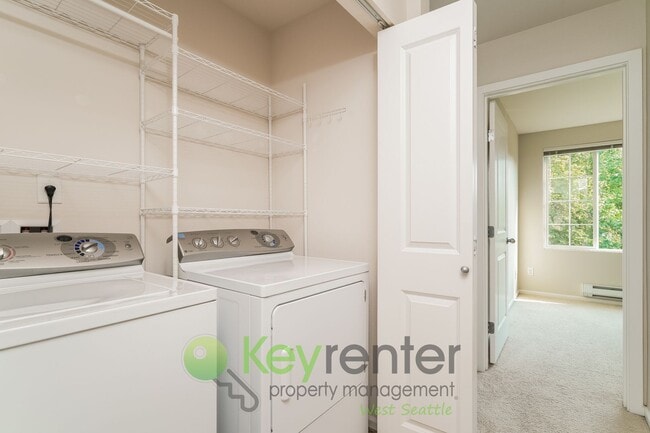 Building Photo - **Rent Special** Luxury 3-Bedroom with Pri...