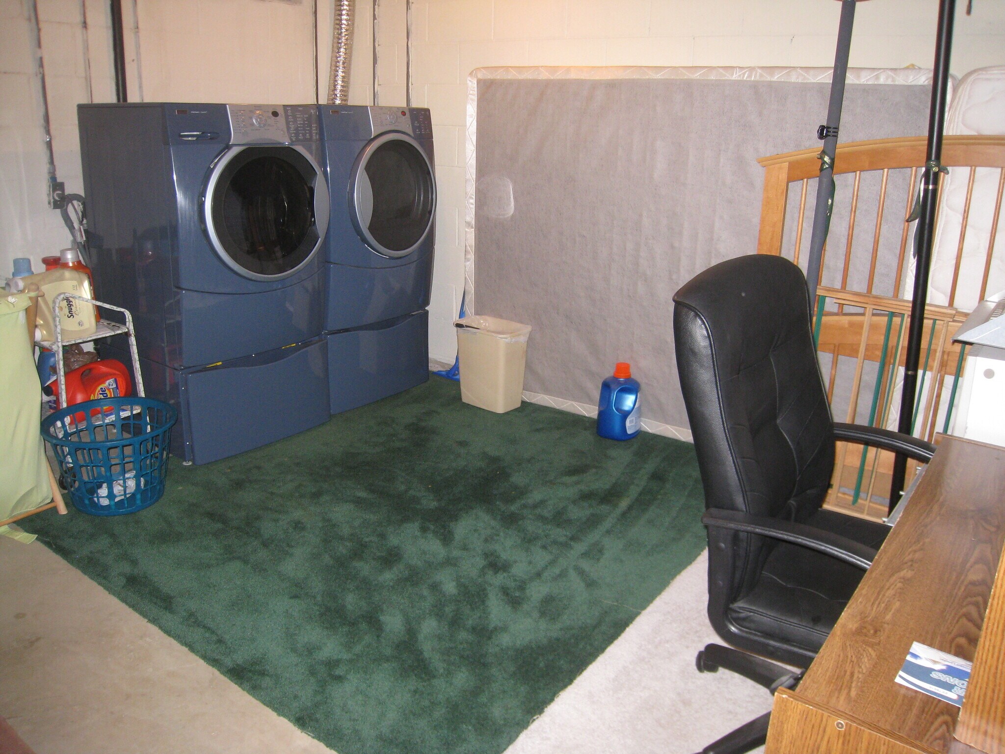 Building Photo - 5472 Baneberry Ave