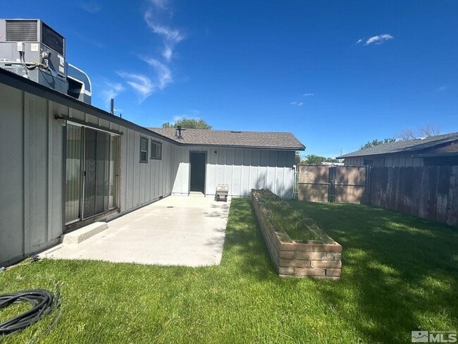 Building Photo - 3008 Imperial Way