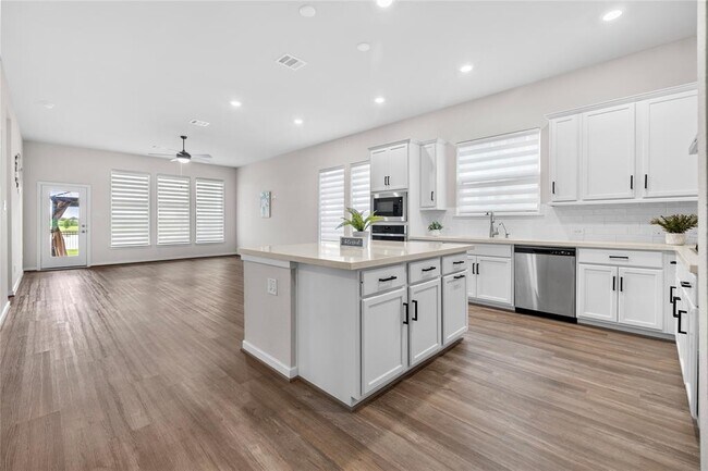 Building Photo - 18103 Grand Vista Hills Ln