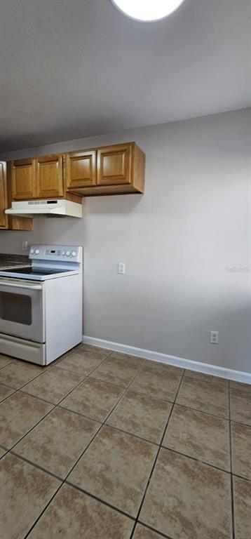 Building Photo - 800 N Fiske Blvd