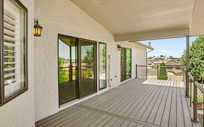 Building Photo - Beautifully Updated 3 Bed, 2 Bath Home on Nearly 1/3 Acre with Trex Deck