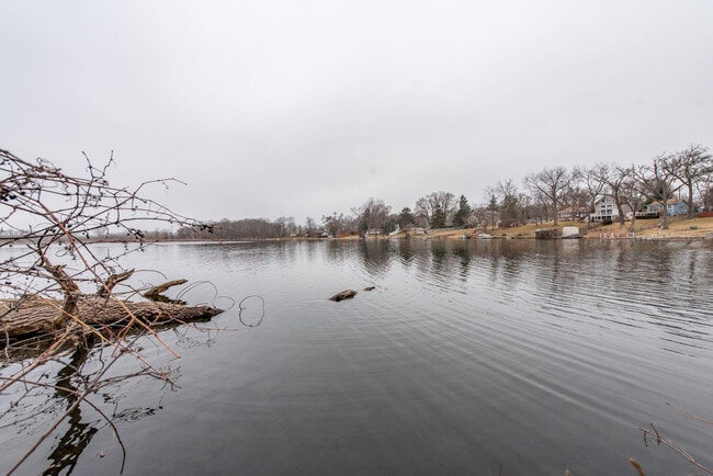 Building Photo - 42076 N East Rd