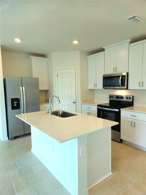 Building Photo - 16305 Bird of Paradise Ave