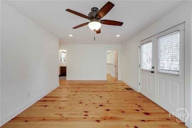 Building Photo - 145 Hendrix Ave