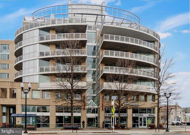 Building Photo - 3409 Wilson Blvd