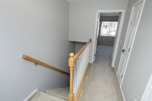 Building Photo - RENT SPECIAL!! 2 Bedroom, 3 Bathroom Townhome in Ankeny!
