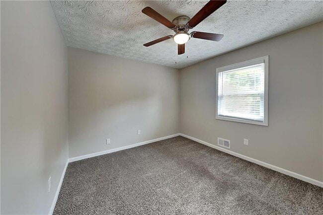 Building Photo - 2957 Forest Chase Terrace NE