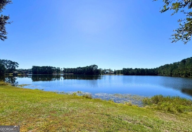 Building Photo - 242 Waters Edge Dr