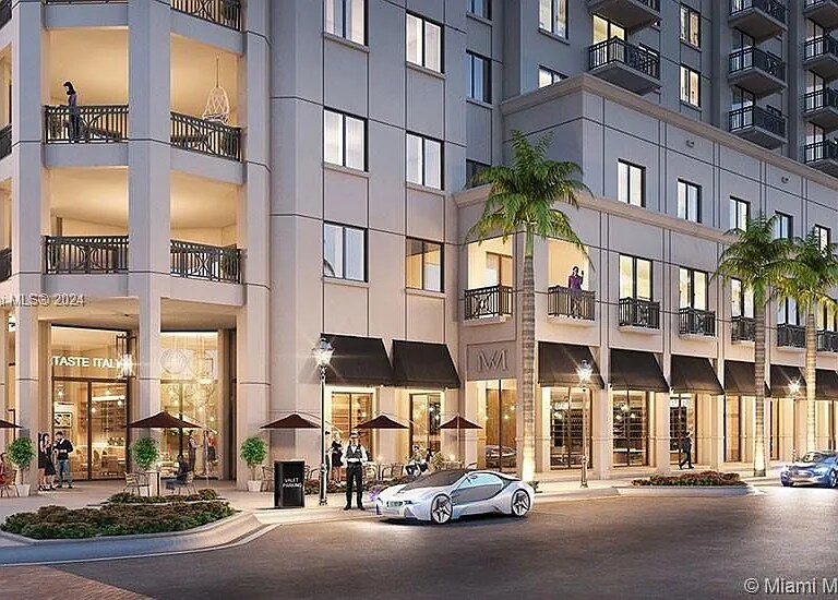 Building Photo - 301 Altara Ave