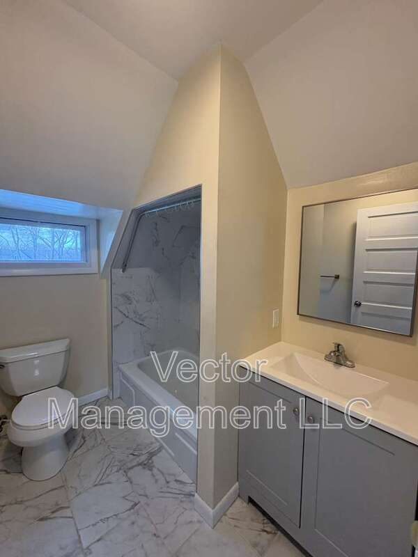 Building Photo - 1400 Ella T Grasso Blvd