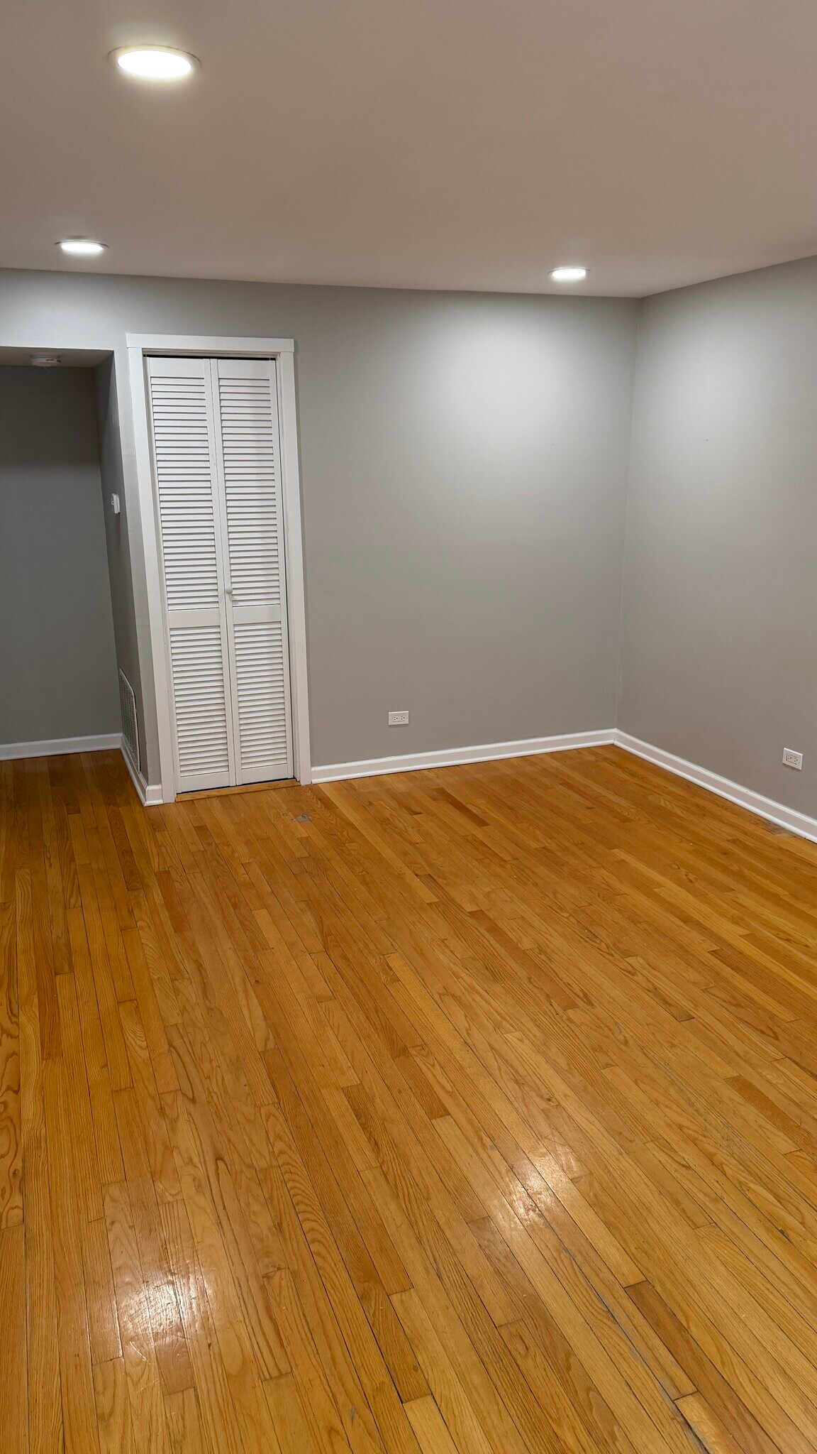 Building Photo - 456 Oglesby Ave