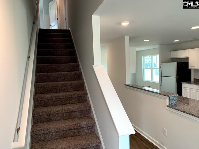 Building Photo - 216 Freeman Dr