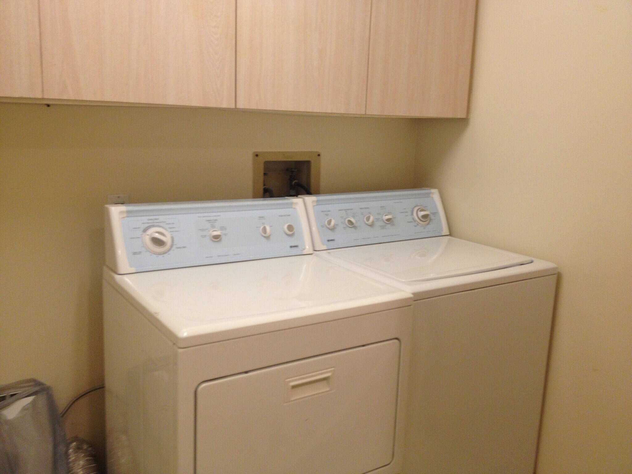 In unit Laundry Room - 1923 Selby Ave