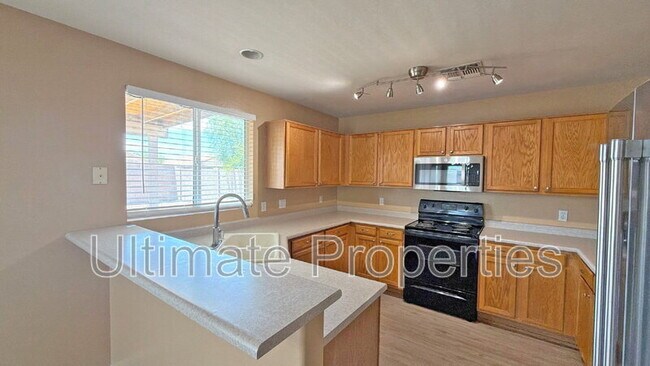 Building Photo - 12233 W Flores Dr