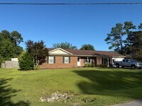 Building Photo - 1014 Kenningston St