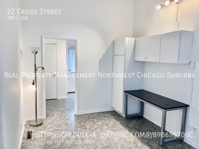 Building Photo - 22 Cross St