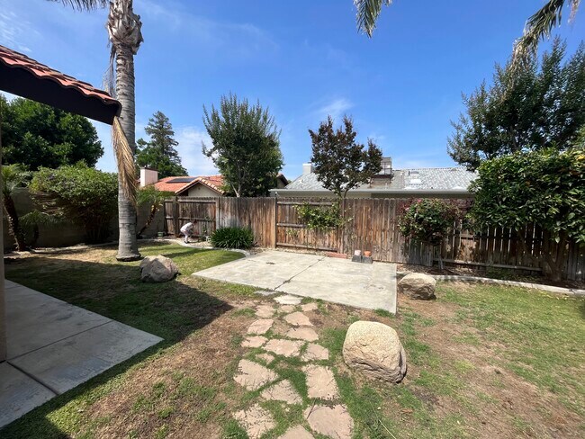 Building Photo - 3721 Abbott Dr