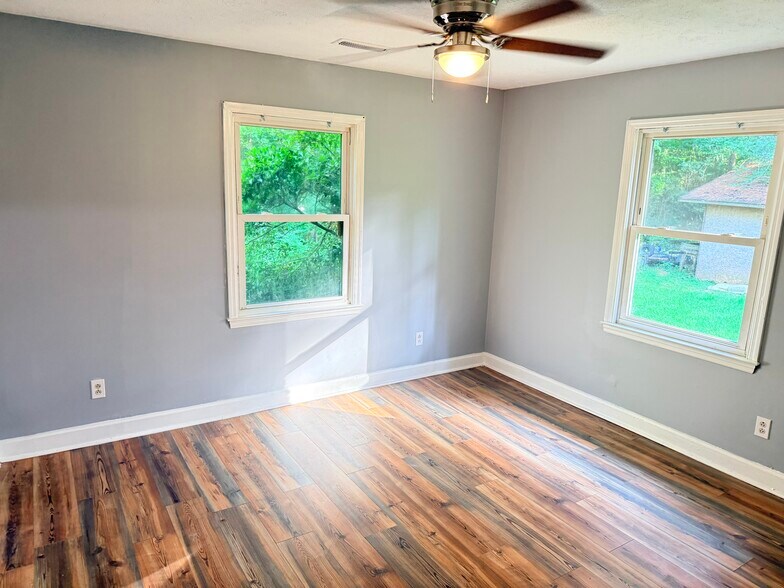 Building Photo - 3781 US-501