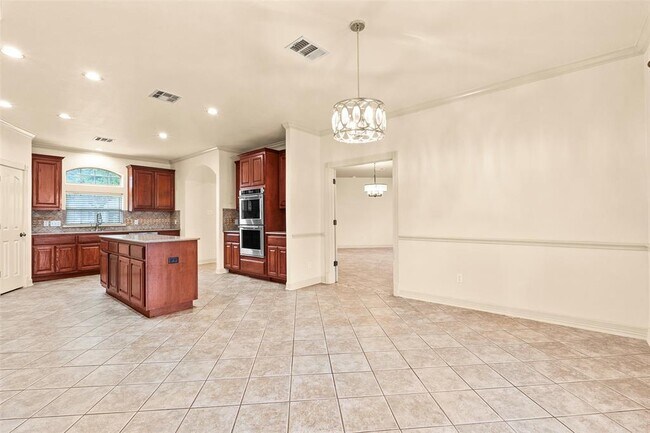 Building Photo - 2908 Arbor Ct