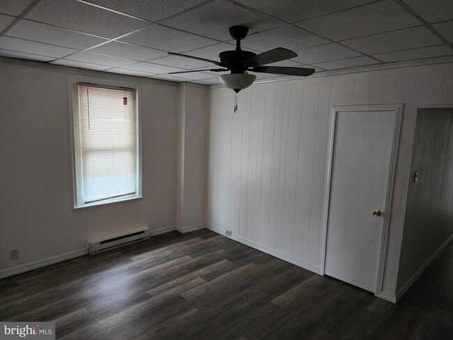 Building Photo - 253 E Ettwein St