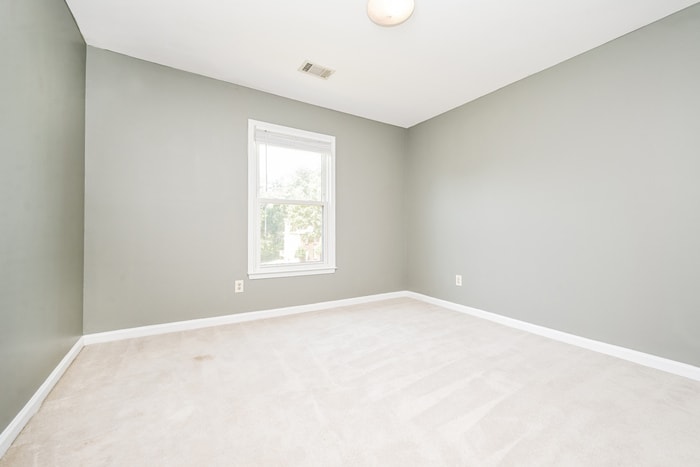 Building Photo - 11492 Summer Creek Dr