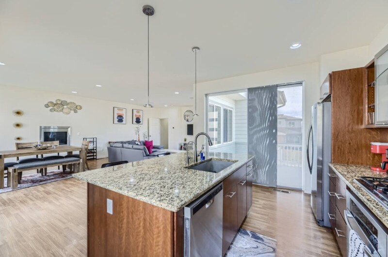 Building Photo - 9821 Dunning Cir