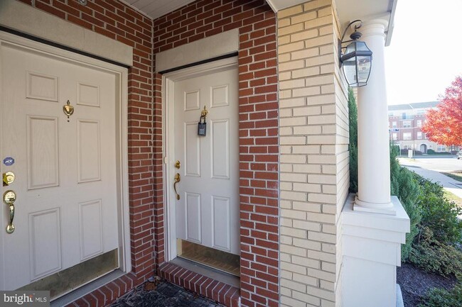 Building Photo - 22720 Beacon Crest Terrace