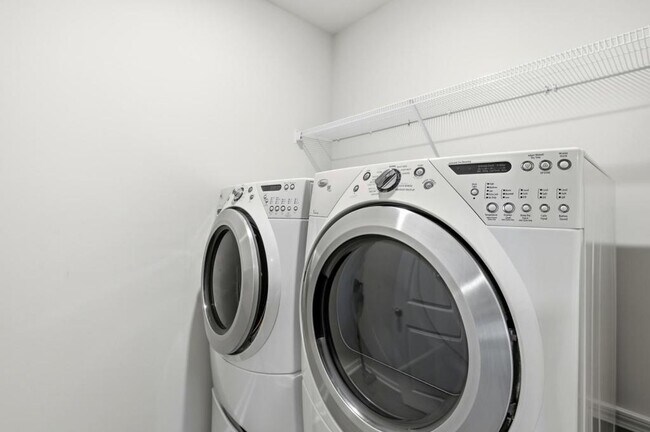 Building Photo - 4516 East Coast Ln