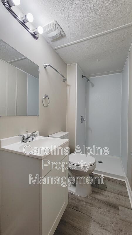 Building Photo - 116 Drum Rd