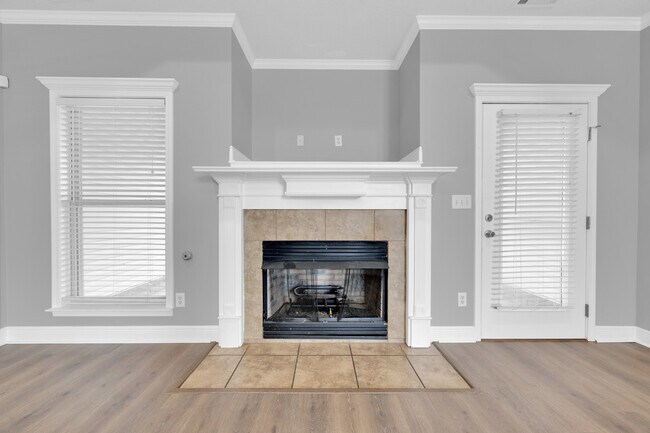 Building Photo - 472 Prairie Field Dr