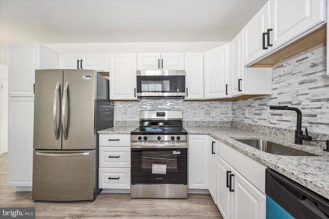 Building Photo - 426 Washington St