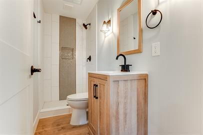 Building Photo - "Charming 3-Bed, 3-Bath Home with 1765 Sq Ft of Comfort in Excelsior!"