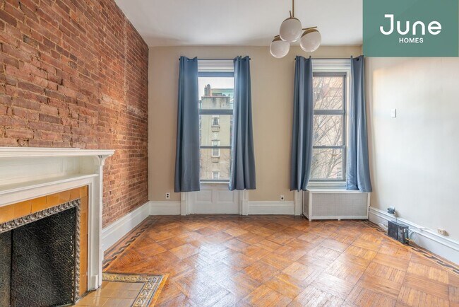 Building Photo - 17 West 82nd Street
