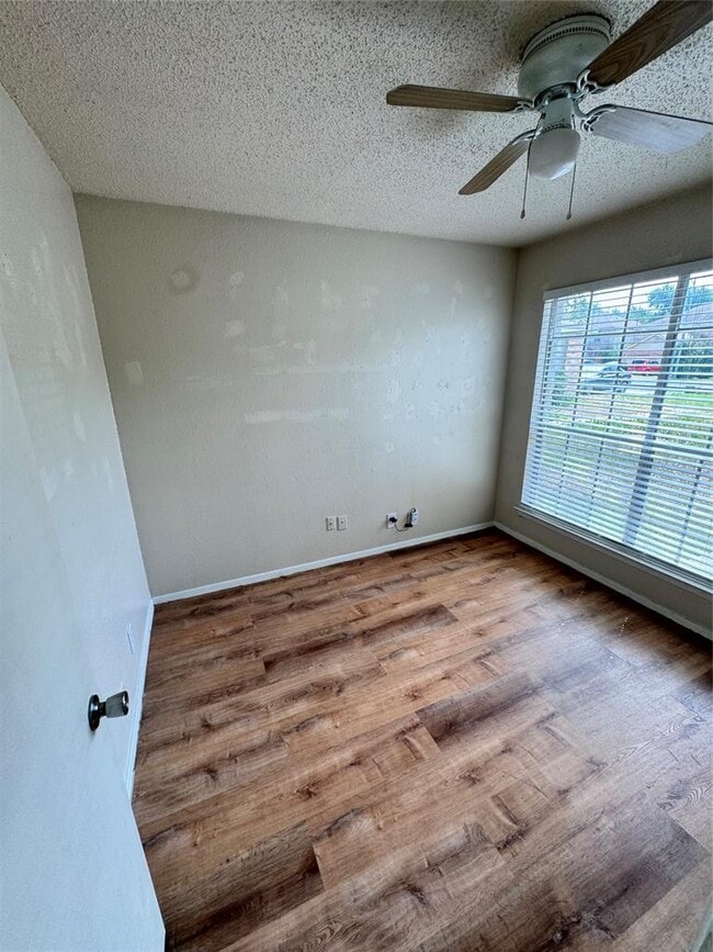 Building Photo - 9624 Sugar Hill Dr