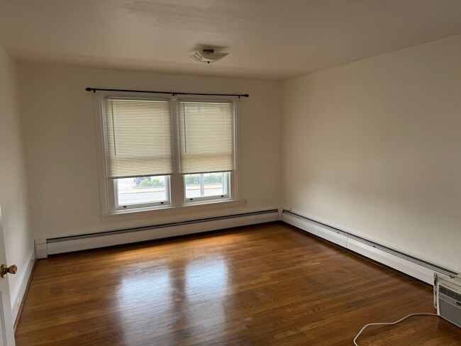 Building Photo - Spacious West Norriton Old World charm 4 B...