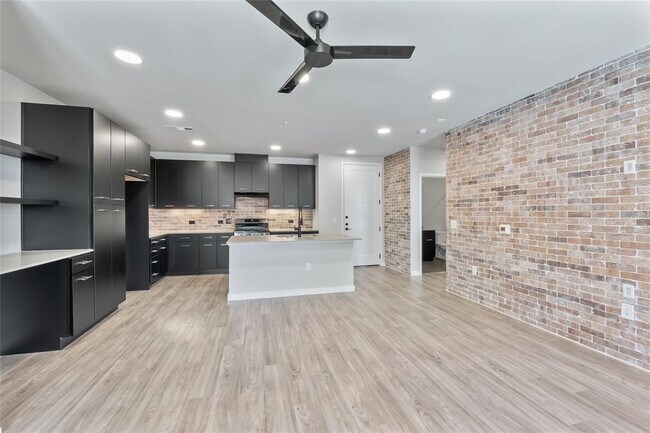 Building Photo - 4510 Terry-o Ln