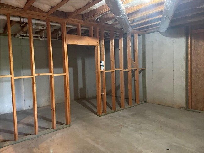 Building Photo - 6030 Matt Hwy