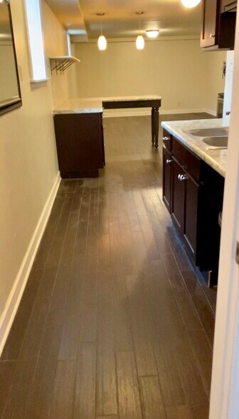 Building Photo - 1523 McKennie Ave